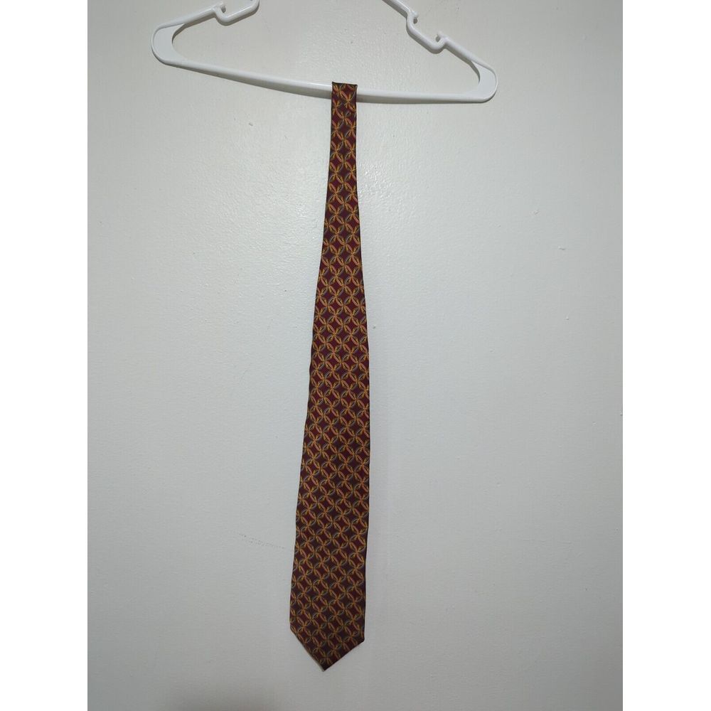 Jhane Barnes Mens Silk Necktie Burgundy Gold Geometric Made in Japan D-KT 8225